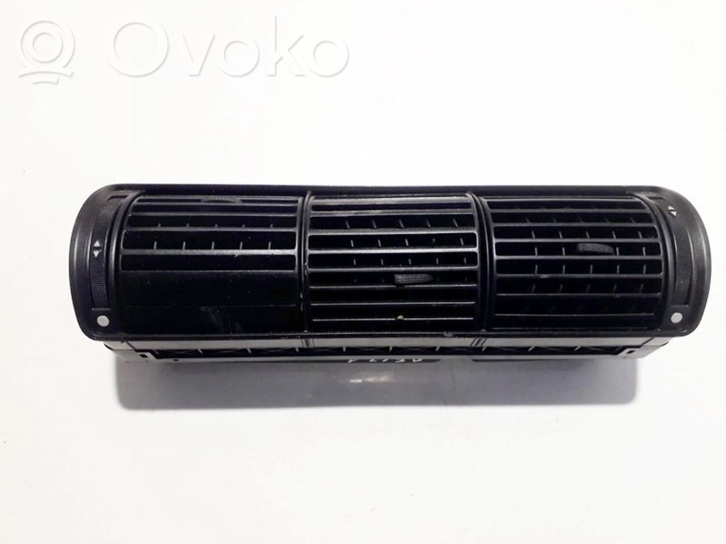 Grille d'aération centrale   8D0820951,8D0820951