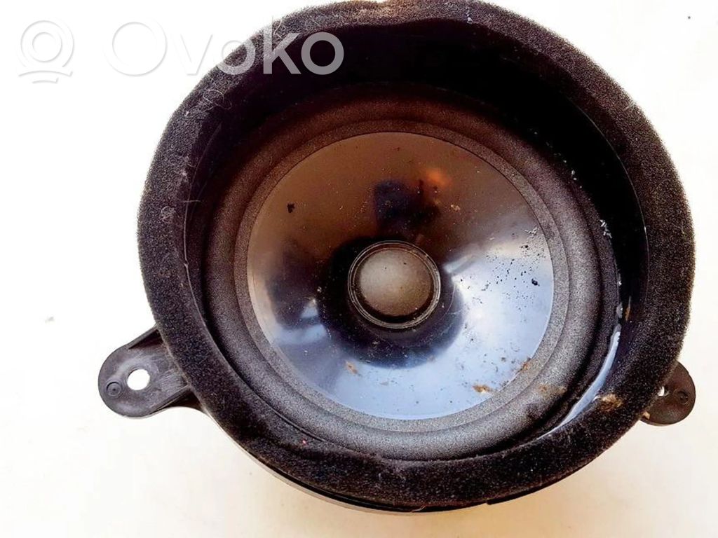 Subaru Forester SH Etuoven kaiutin 