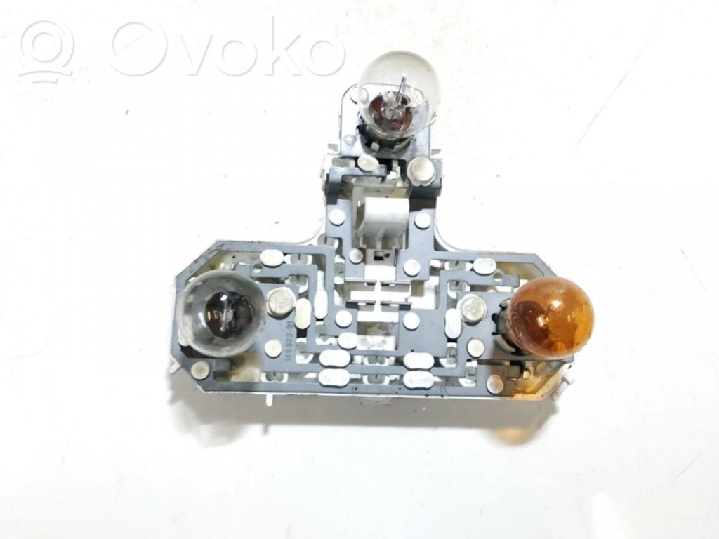 Volvo S80 Porte ampoule de feu arrière
