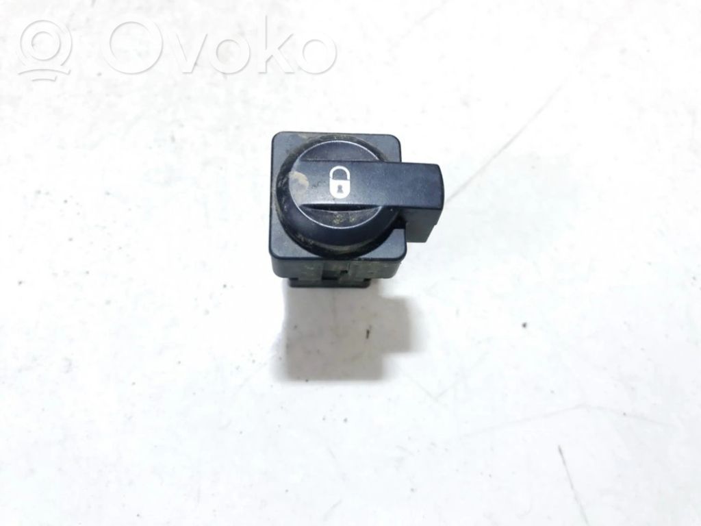 Buton comutator închidere centralizată   96476626,96476626