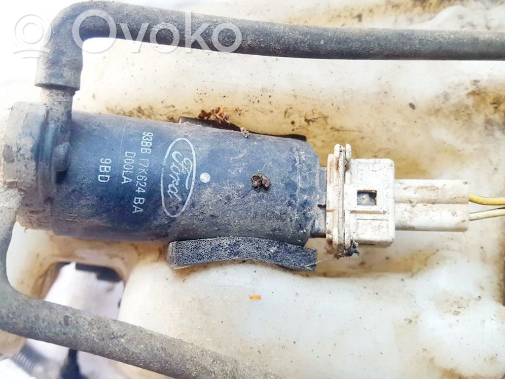 Windscreen/windshield washer pump   93BB17K624BA,9BD,93BB17K624BA