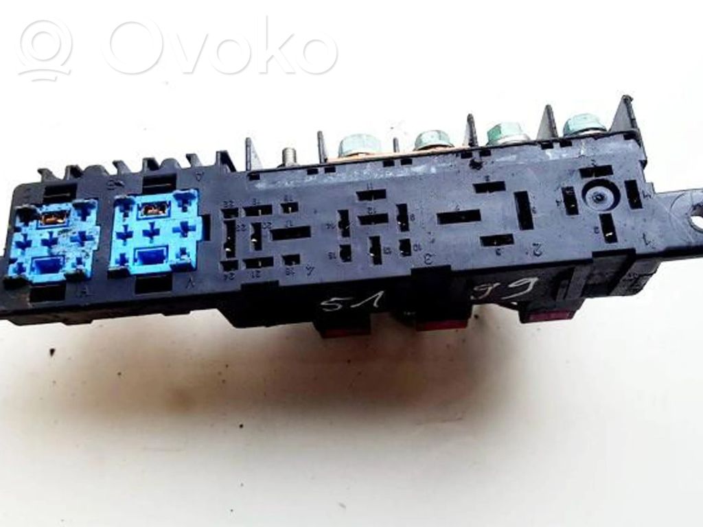 Audi A4 S4 B5 8D Set scatola dei fusibili 
