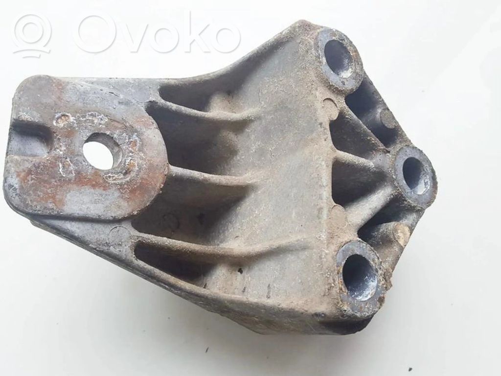 Opel Vectra B Supporto di montaggio del motore (usato)