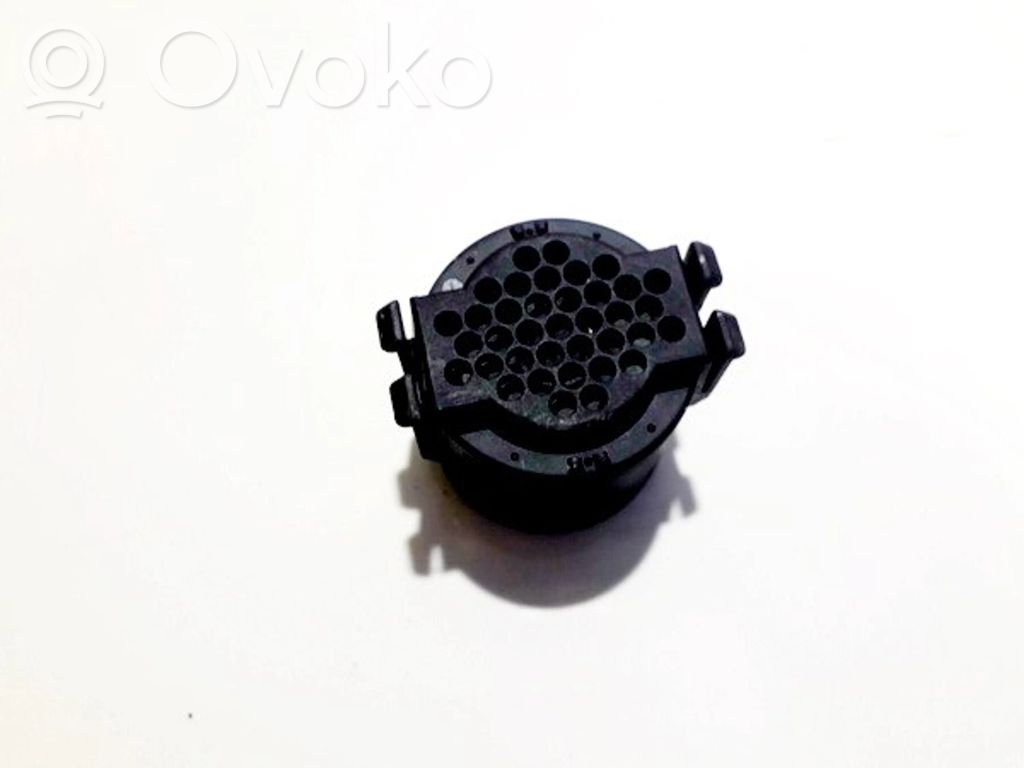 Altavoz de la puerta delantera   65818360995,65818360995