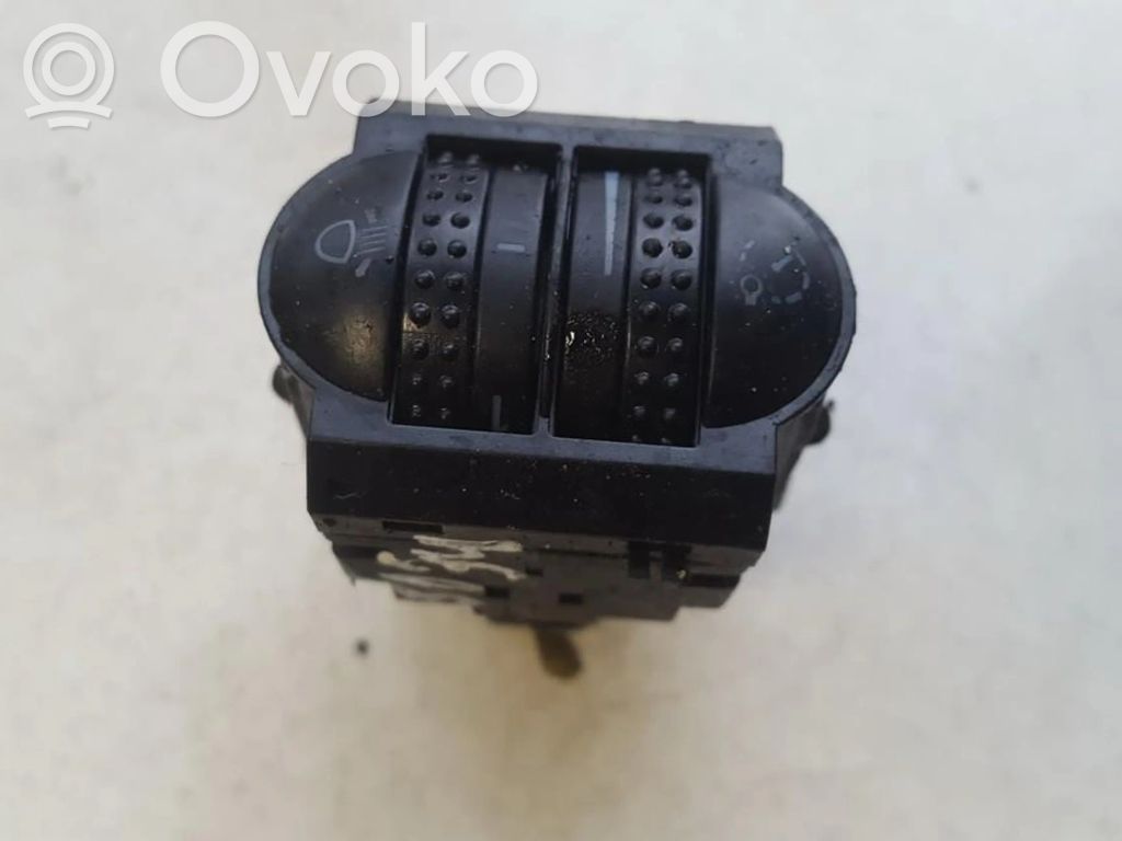 Volkswagen PASSAT B5.5 Interruttore di regolazione livello altezza dei fari 