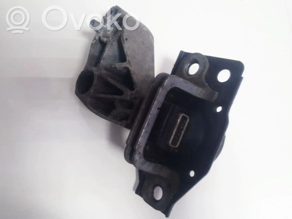Nissan Qashqai Supporto di montaggio del motore 