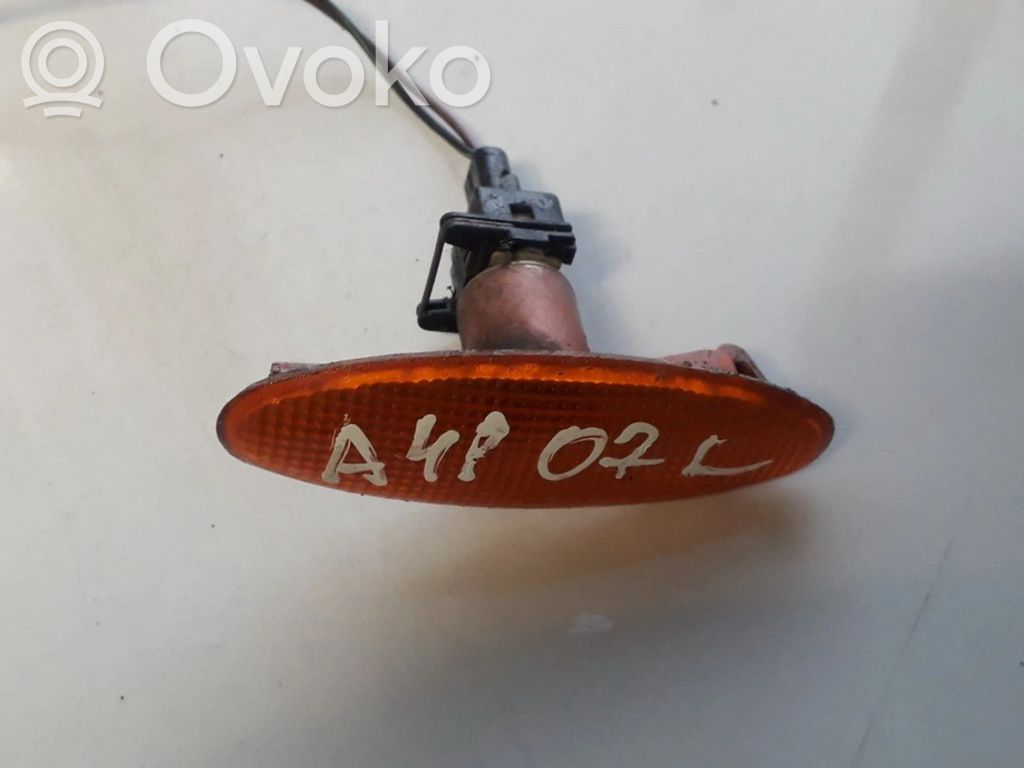 Ford Escort Indicatore di direzione del parafango anteriore