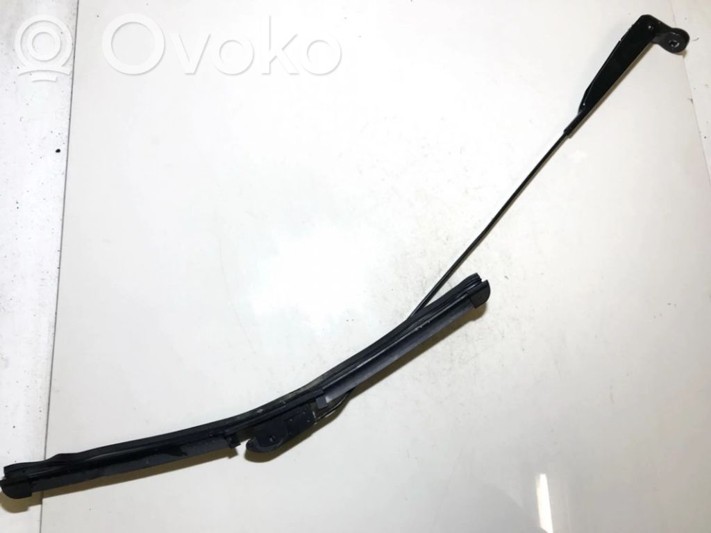 Renault Clio II Brazo del limpiaparabrisas delantero 