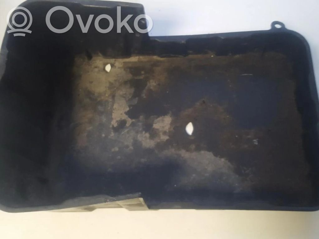 Honda CR-V Podstawa / Obudowa akumulatora