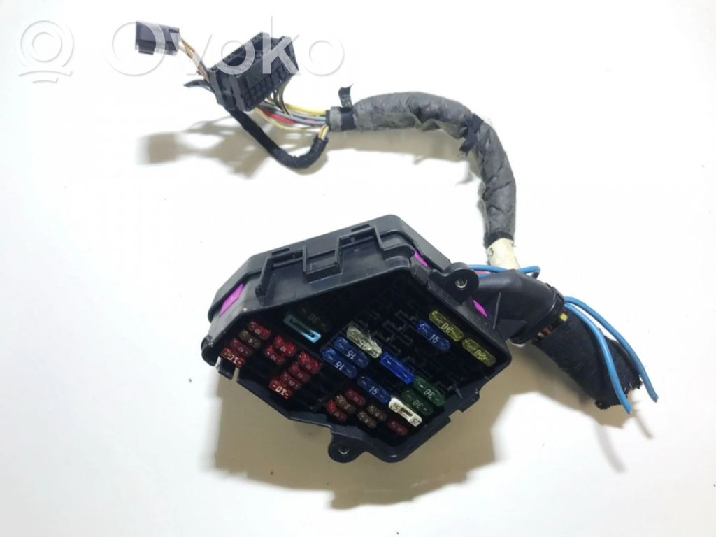 Volkswagen PASSAT B5 Set scatola dei fusibili 