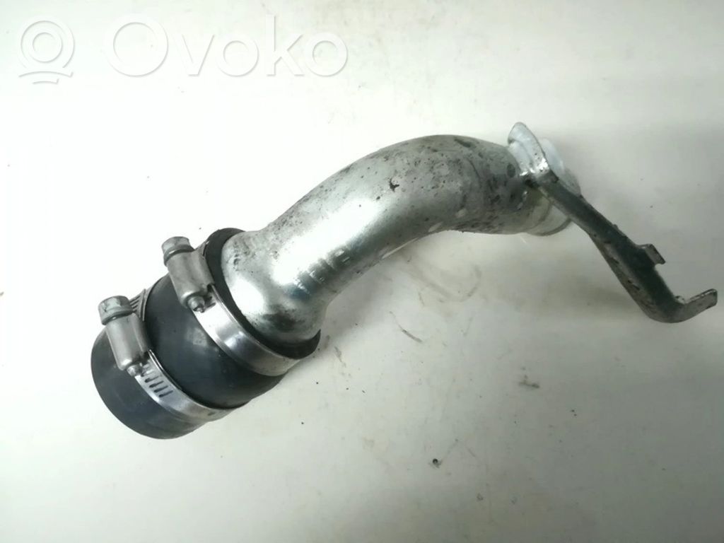 Toyota Yaris Conductă/furtun lichid de răcire motor 