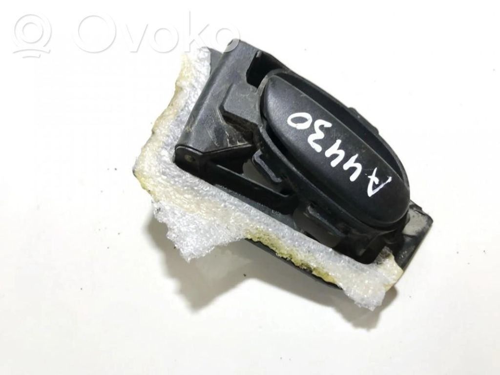 Peugeot 206 Maniglia interna per portiera anteriore 
