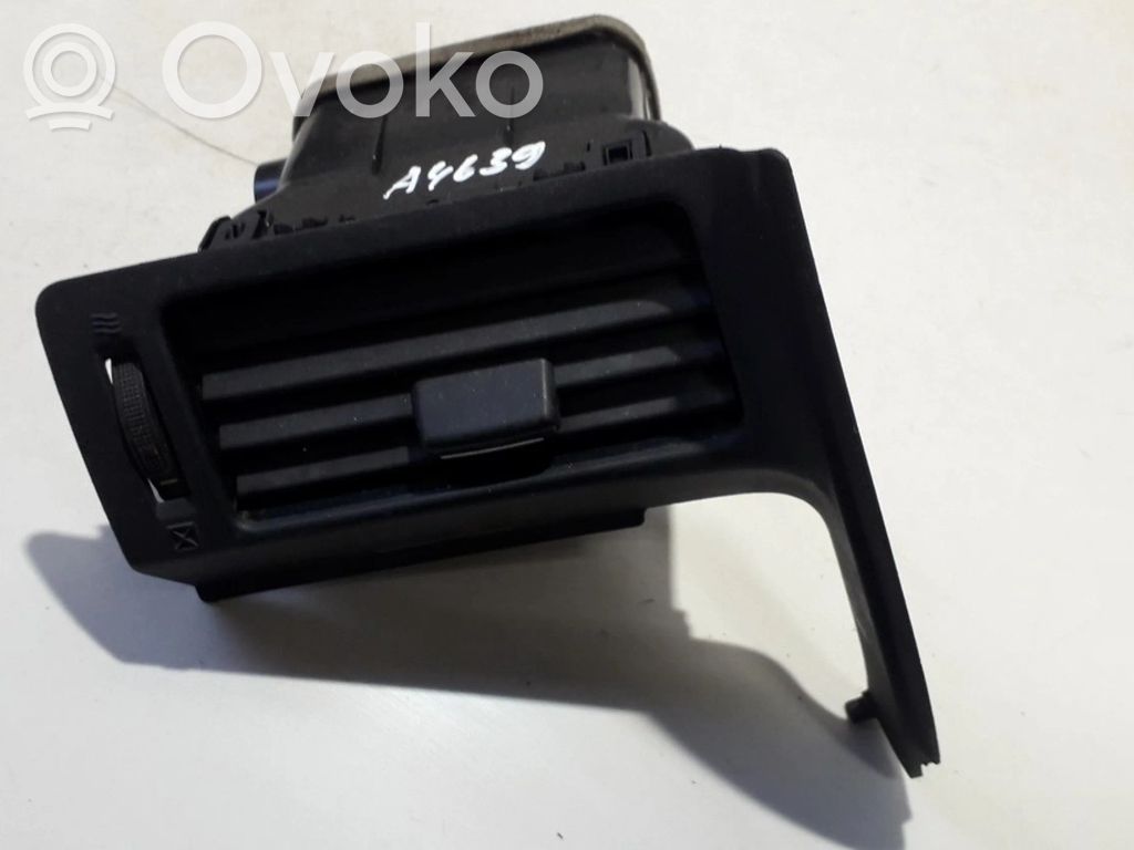 Toyota Verso Copertura griglia di ventilazione laterale cruscotto