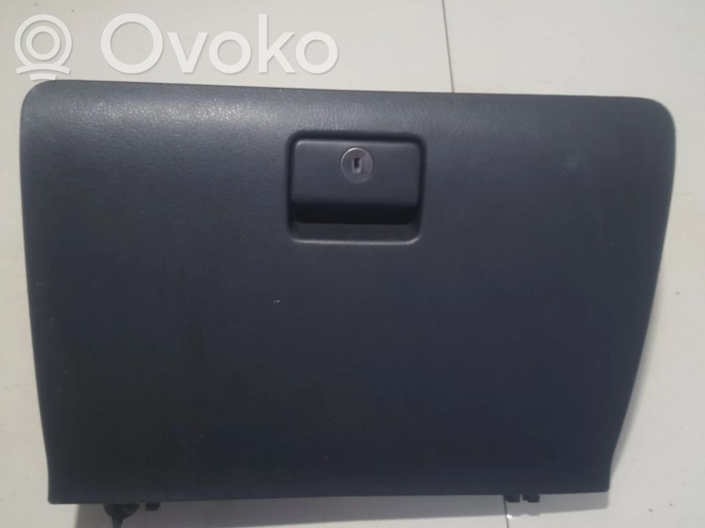 Toyota Corolla Verso AR10 Vano portaoggetti 