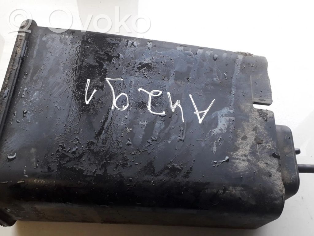 Land Rover Range Rover P38A Serbatoio a carbone attivo per il recupero vapori carburante