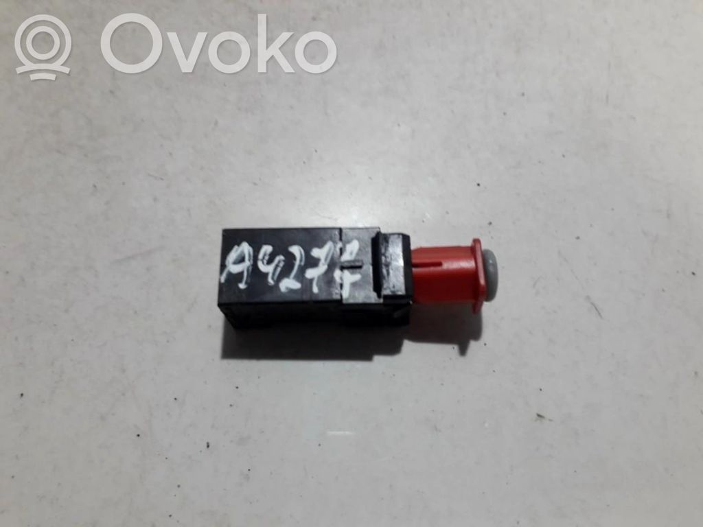 Interruptor sensor del pedal de freno   55701395,869619858,55701395,869619858