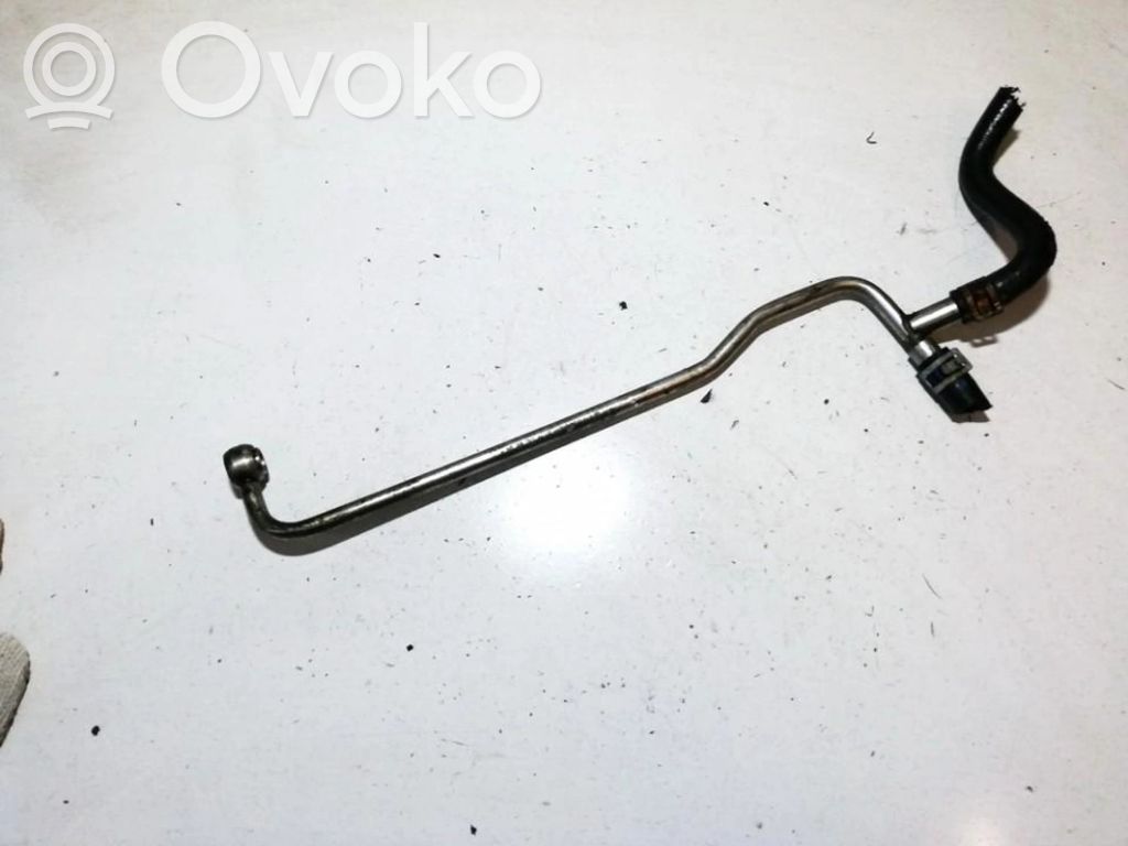 Audi A5 8T 8F Polttoaineputki 