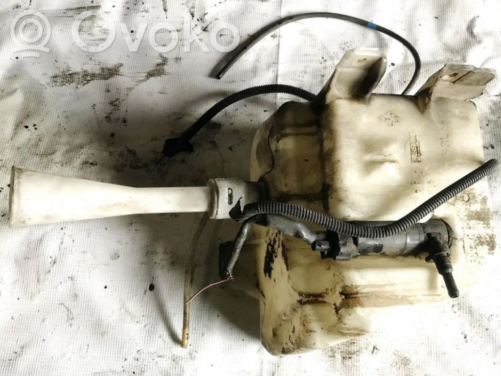 Nissan Primera Wischwasserbehälter