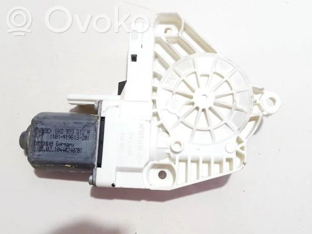 Audi A4 S4 B8 8K Motorino alzacristalli della portiera posteriore 