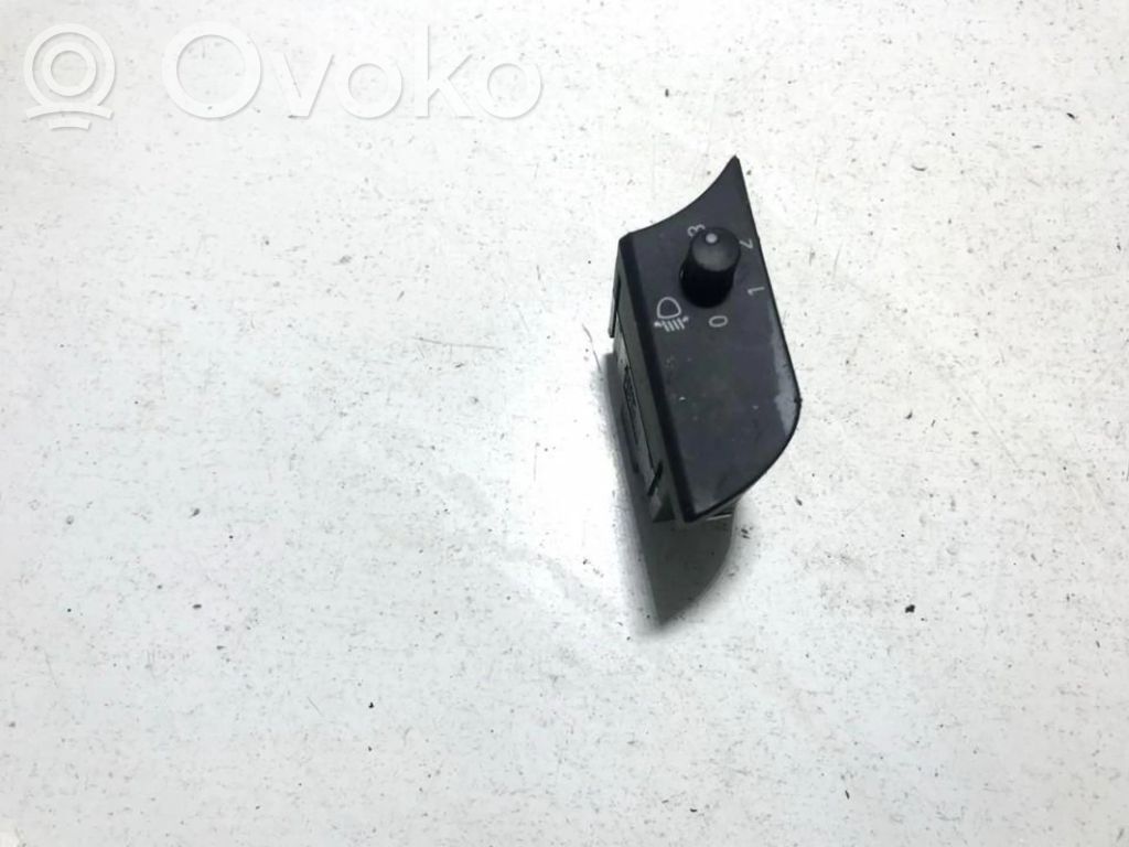 Audi A4 S4 B6 8E 8H Interruttore di regolazione livello altezza dei fari 