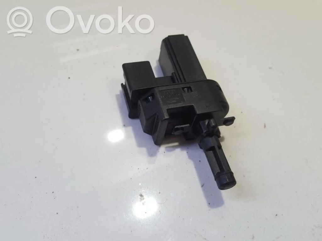 Interruptor sensor del pedal de freno   4M5T7C534AA,4M5T7C534AA,4M5T7C534AA,4M5T7C534AA