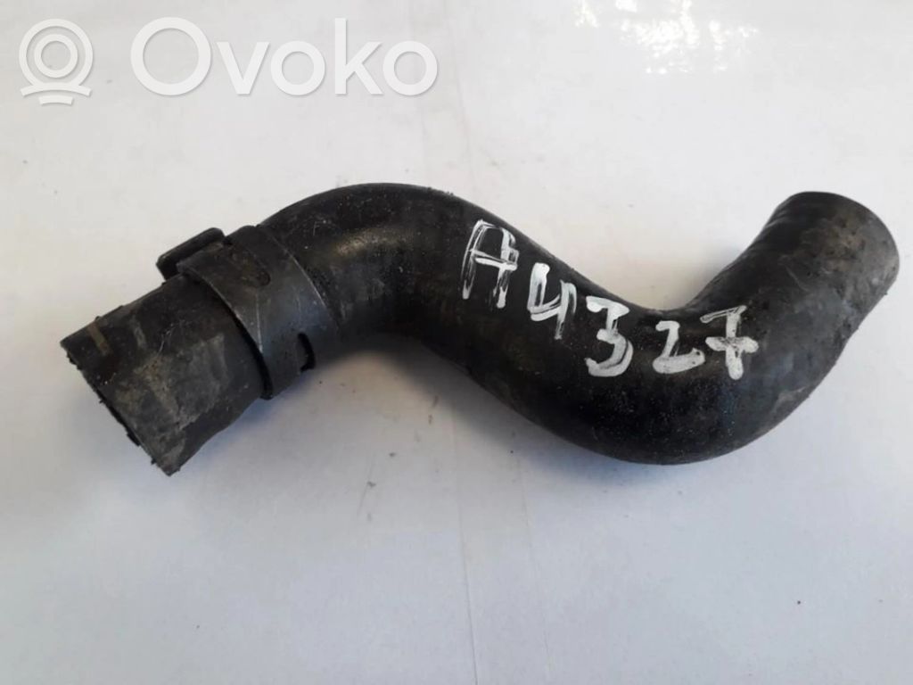 Audi A6 S6 C6 4F Conductă/furtun lichid de răcire motor 