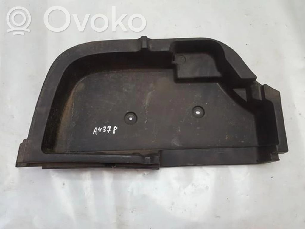 Toyota Avensis T250 Verkleidung Kofferraum sonstige 
