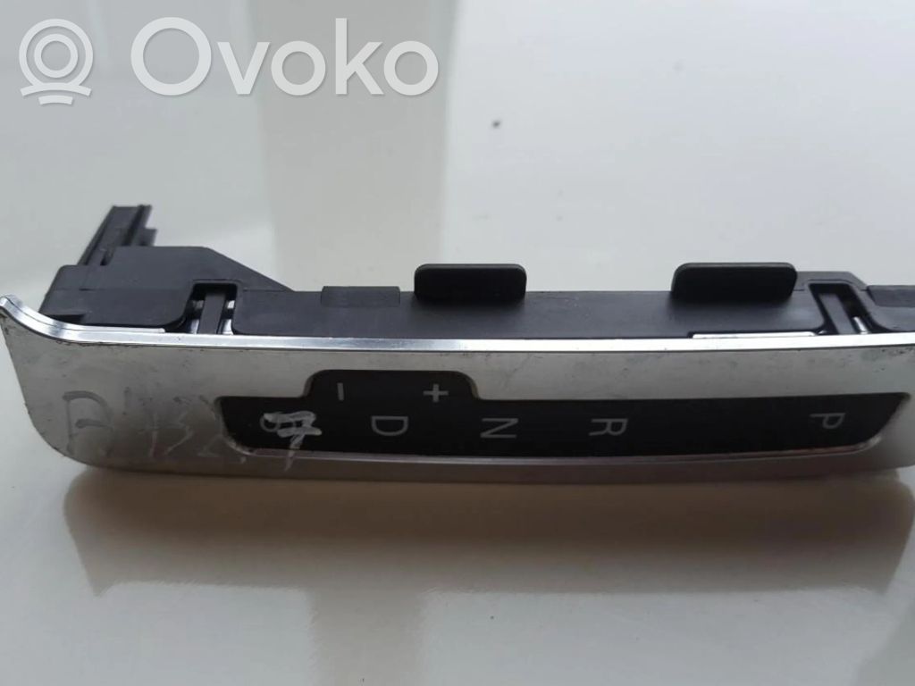 Audi A6 S6 C6 4F Rivestimento in plastica cornice della leva del cambio 