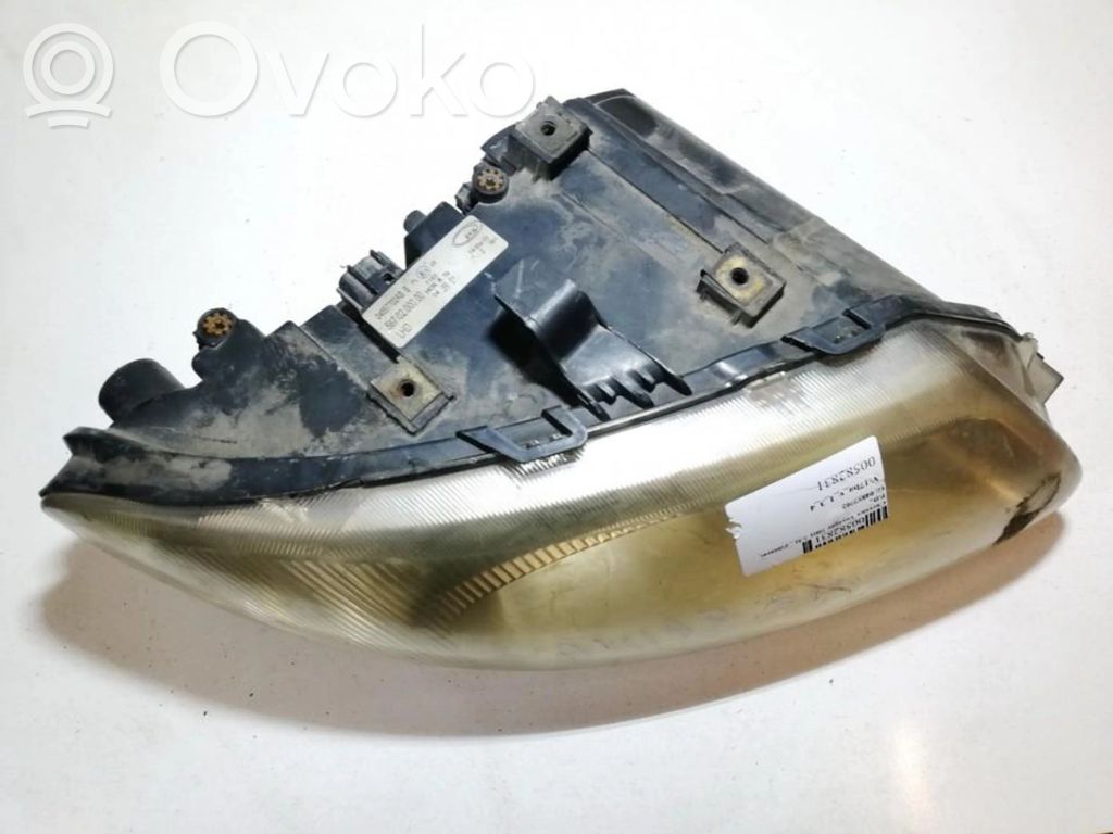Chrysler Voyager Scheinwerfer 