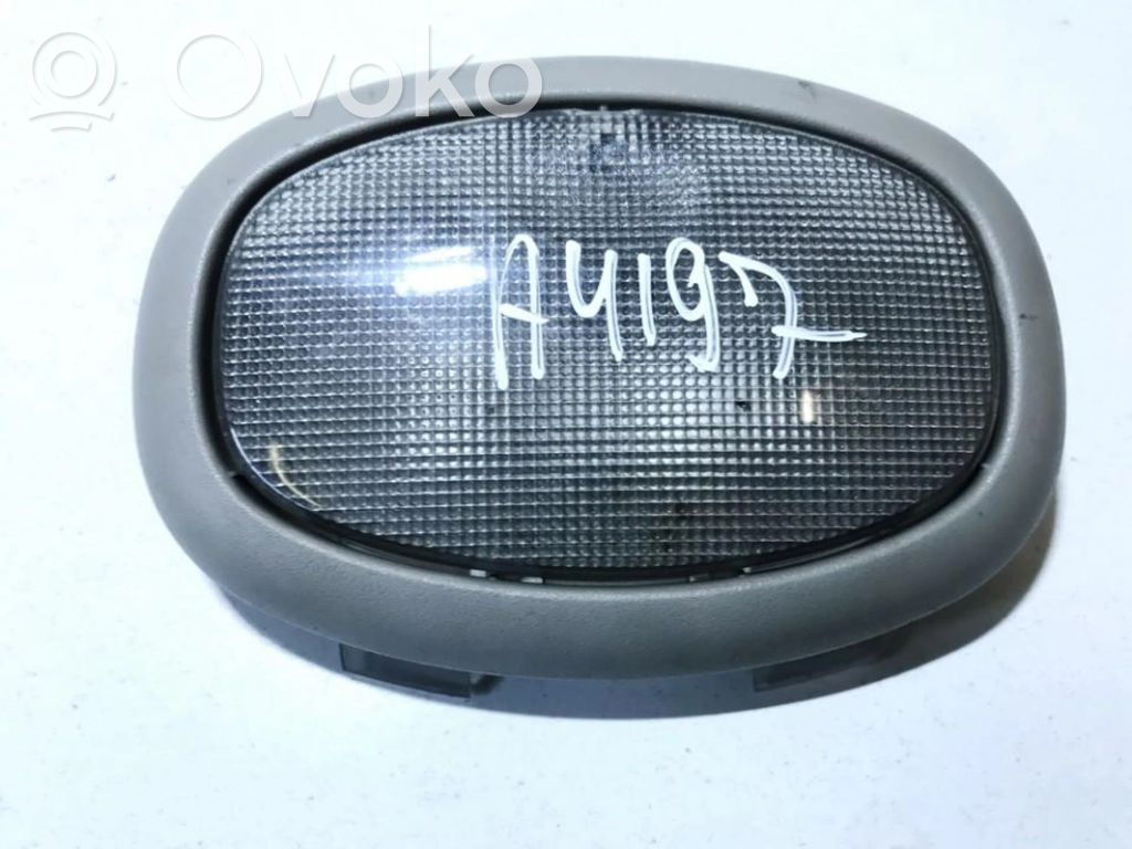 Chrysler Voyager Takaistuimen valo 