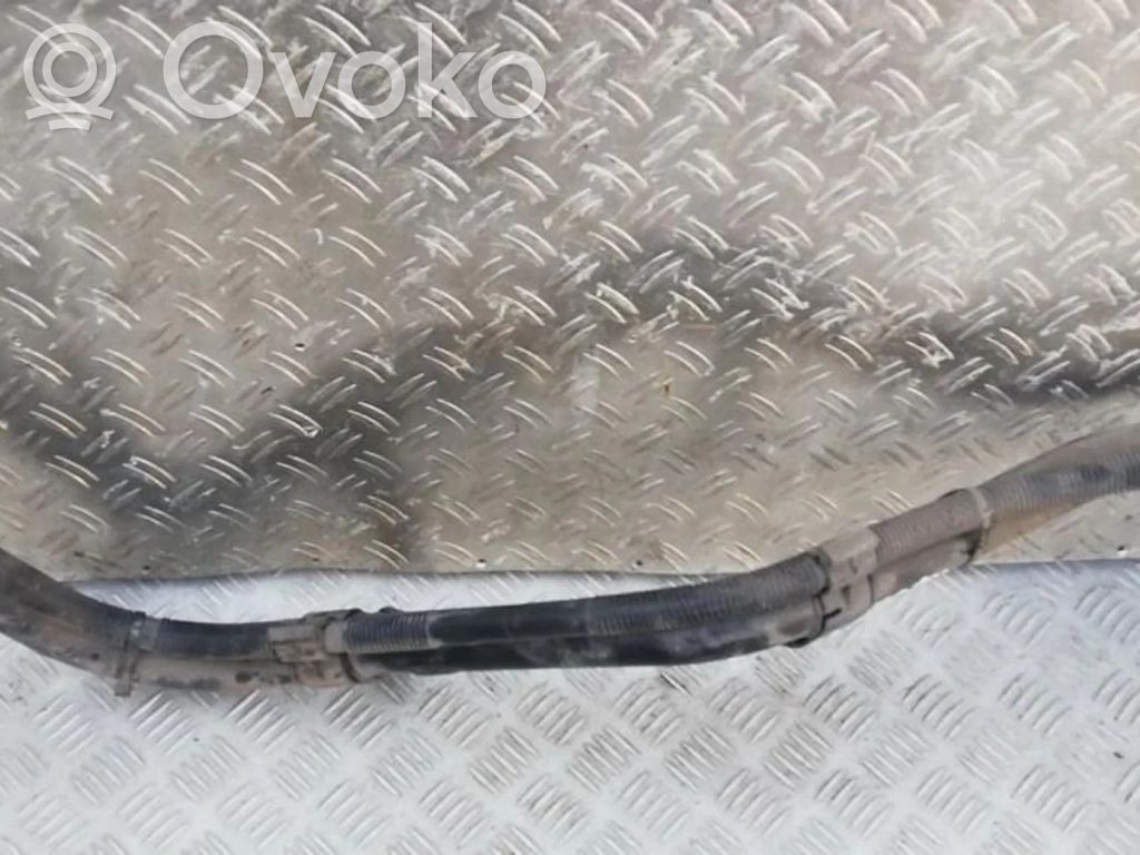Hyundai Santa Fe Rura wlewu paliwa 