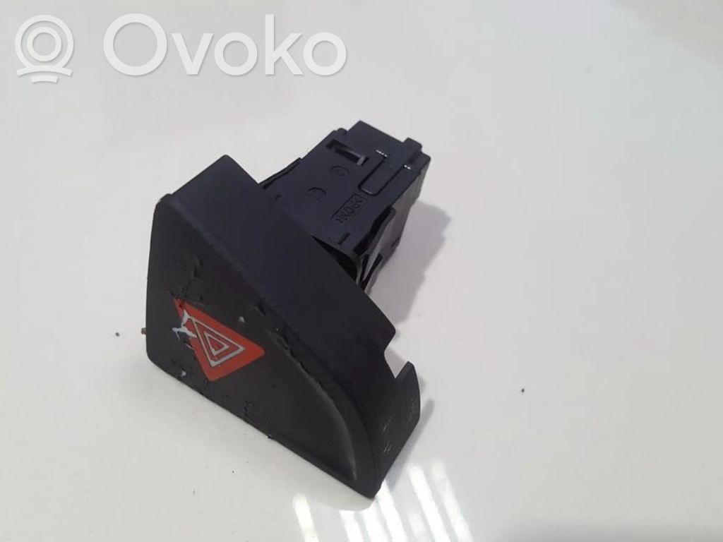 Hätävilkkujen kytkin   96617400KR,033851101,033851101,96617400KR