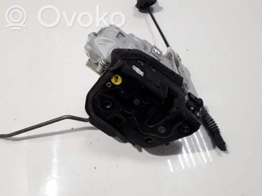 Audi A4 S4 B7 8E 8H Serratura portiera anteriore
