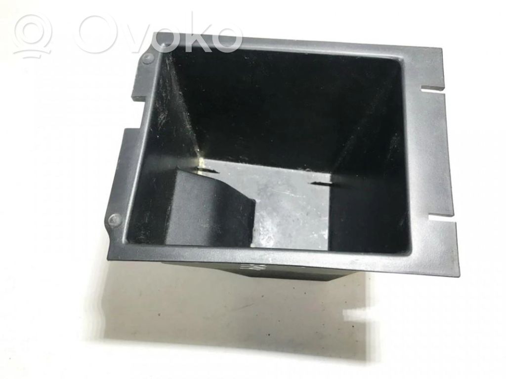 Chevrolet Epica Glove box 