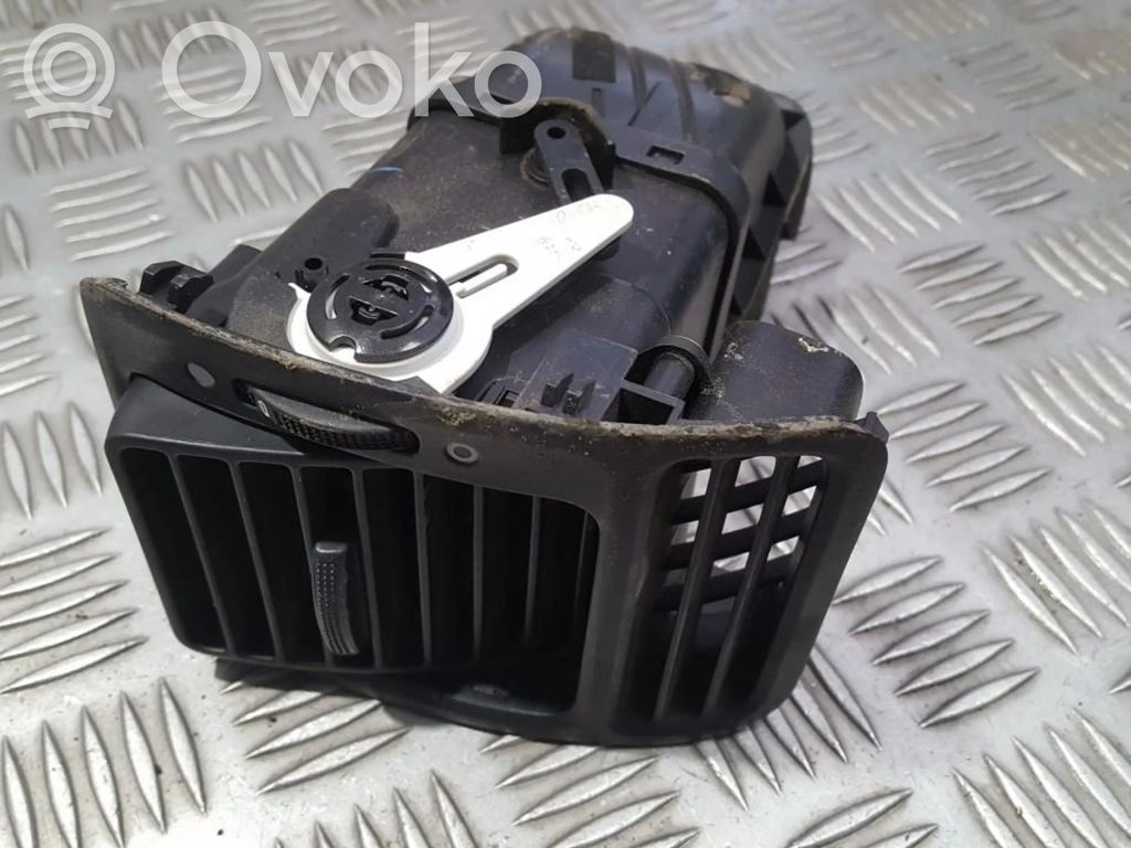 Honda CR-V Grilă ventilație/ramă laterală bord 