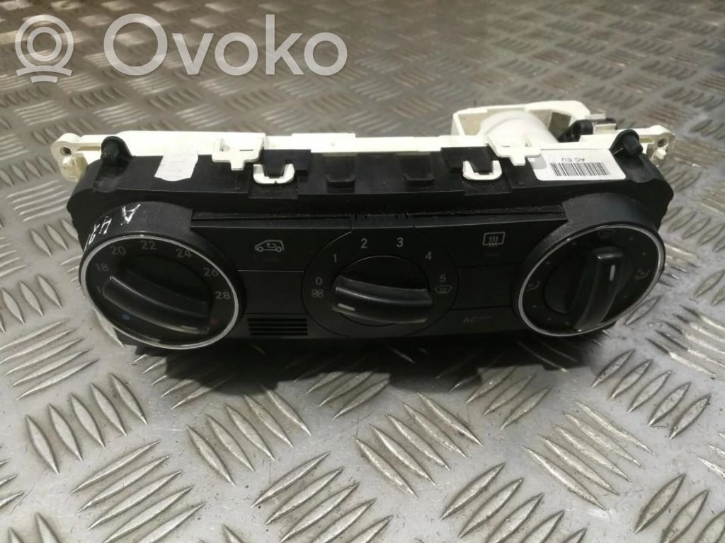 Mercedes-Benz A W169 Unitate control climatizare