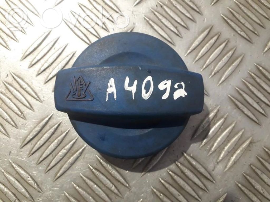 Audi A8 S8 D3 4E Vase d'expansion / bouchon de réservoir de liquide de refroidissement