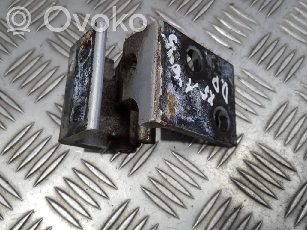 BMW X5 E53 Front door upper hinge 