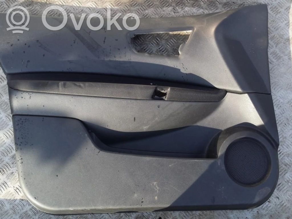 Nissan Qashqai Boczki / Poszycie drzwi przednich 