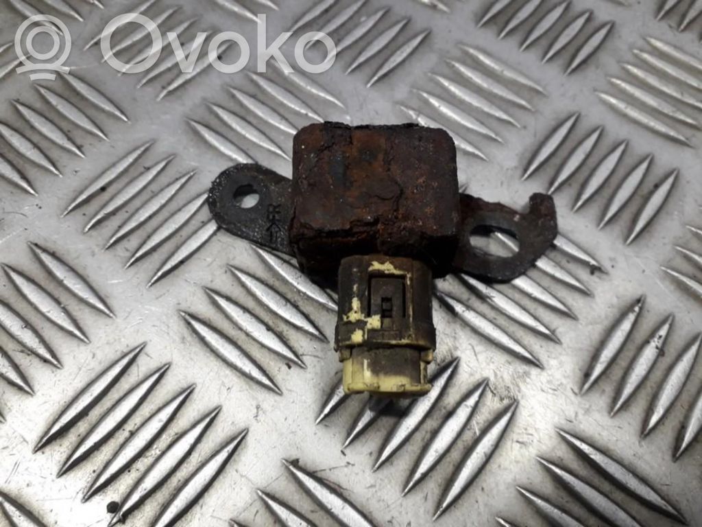 Toyota Corolla E120 E130 Sensore d’urto/d'impatto apertura airbag 