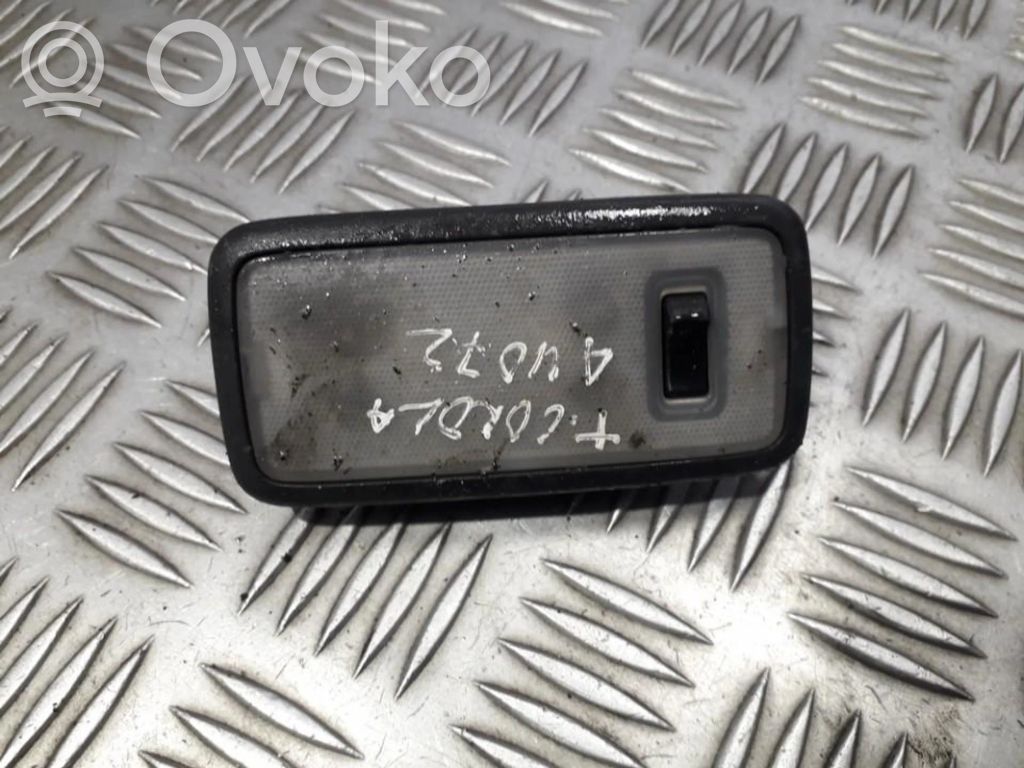 Toyota Corolla E120 E130 Otras luces interiores 