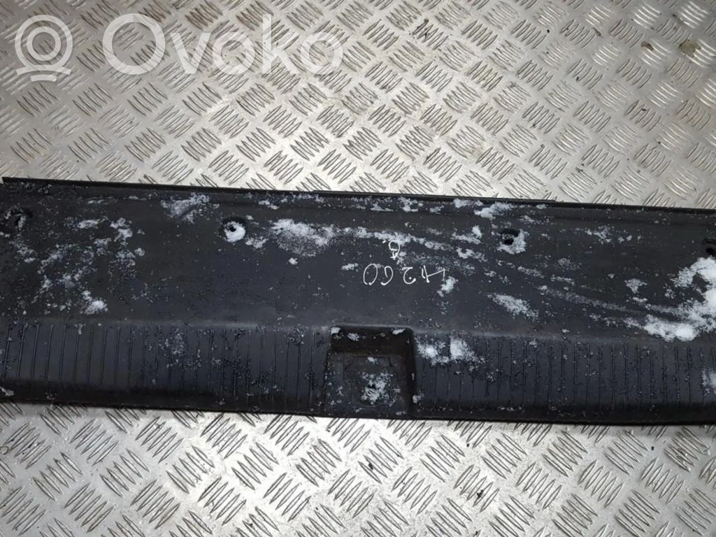 Opel Vectra B Inne elementy wykończenia bagażnika 