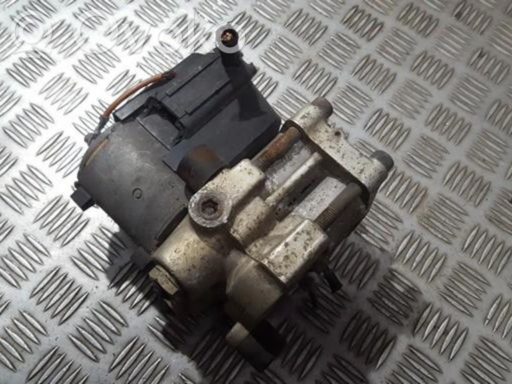 Nissan Primera Pompă ABS 