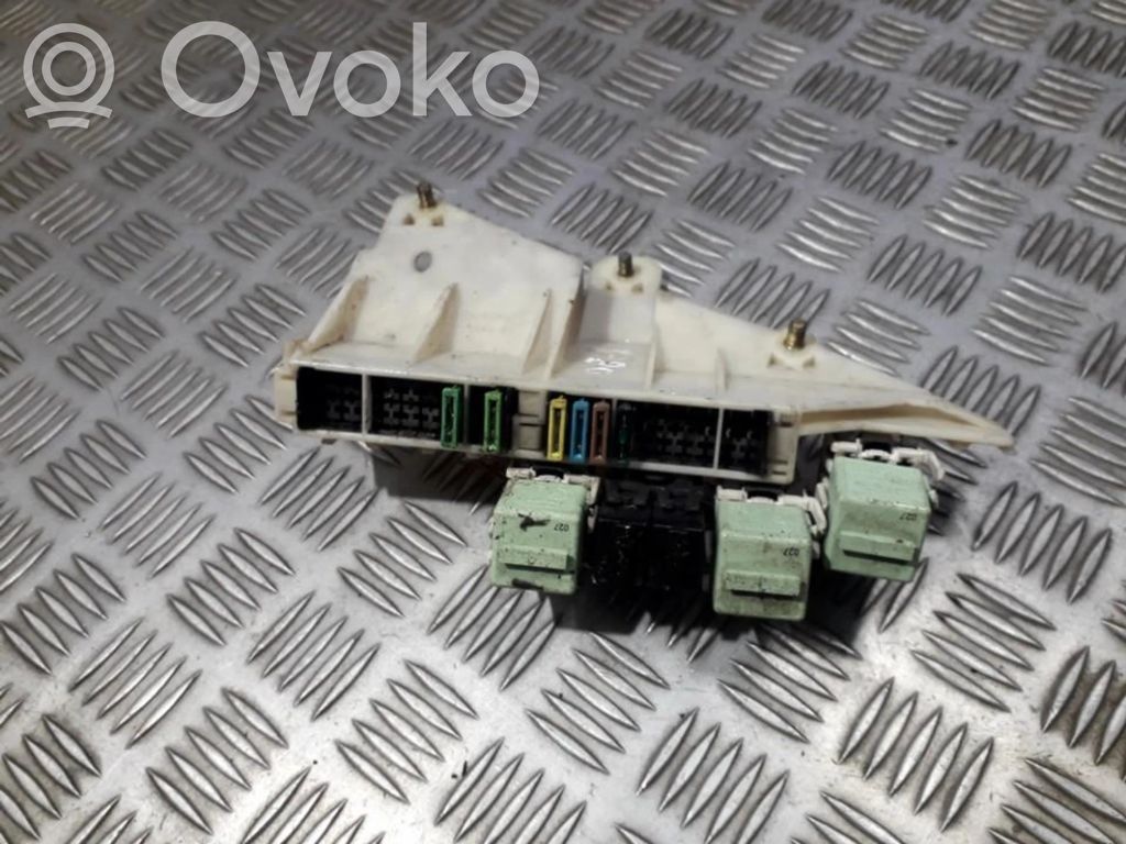 BMW 5 E39 Set scatola dei fusibili 