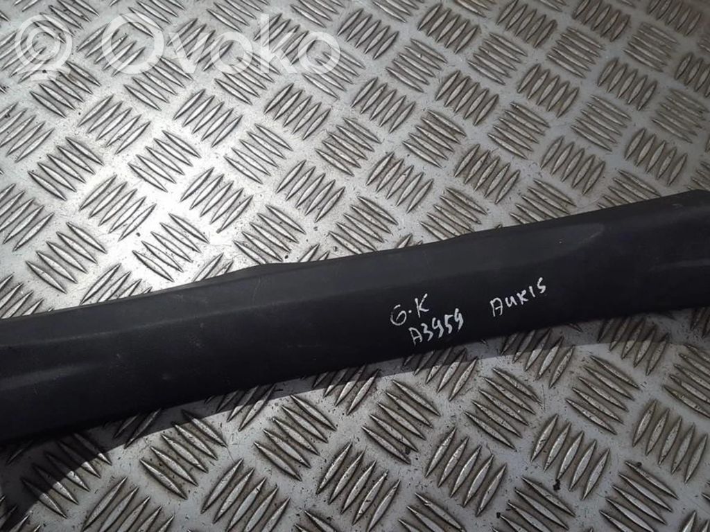Toyota Auris 150 Capac prag spate 