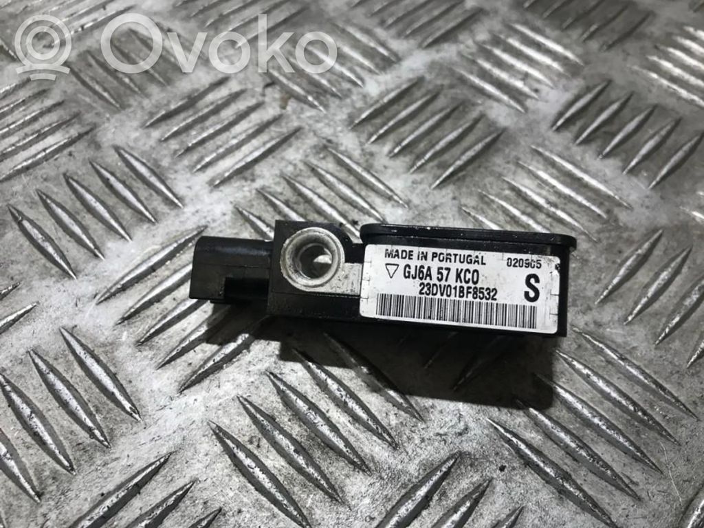 Mazda 6 Czujnik uderzenia Airbag 