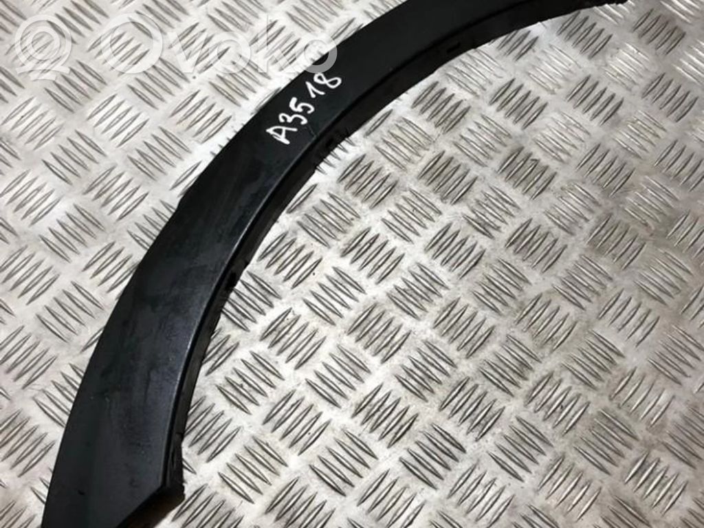 BMW X3 E83 Apărătoare aripă spate 