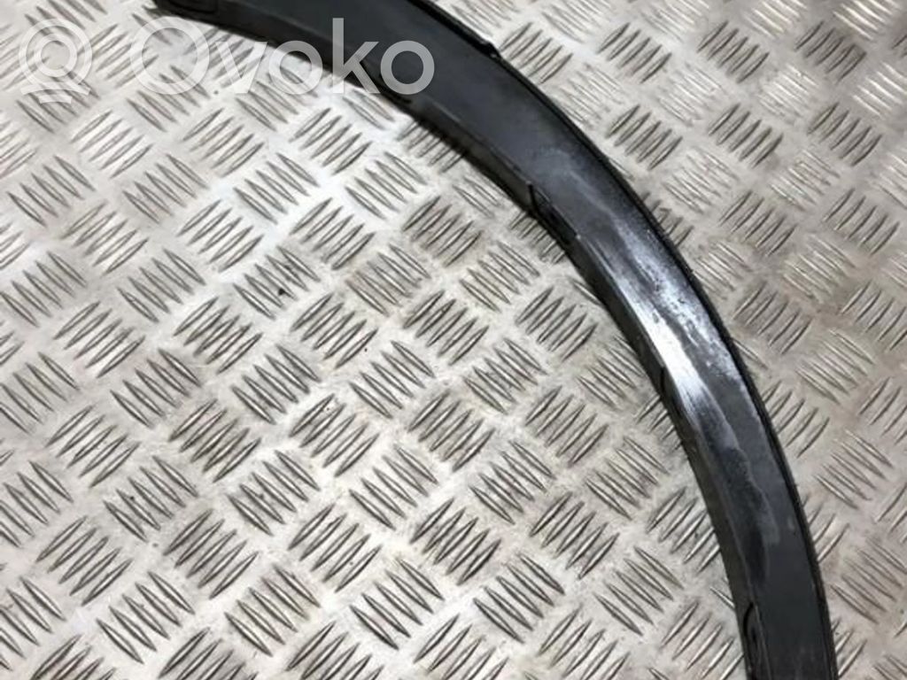 BMW X3 E83 Rivestimento passaruota posteriore