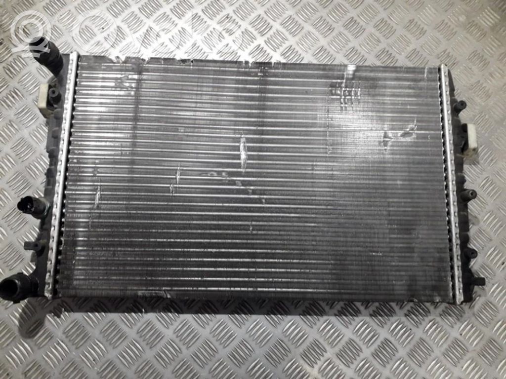 Skoda Fabia Mk2 (5J) Radiatore di raffreddamento