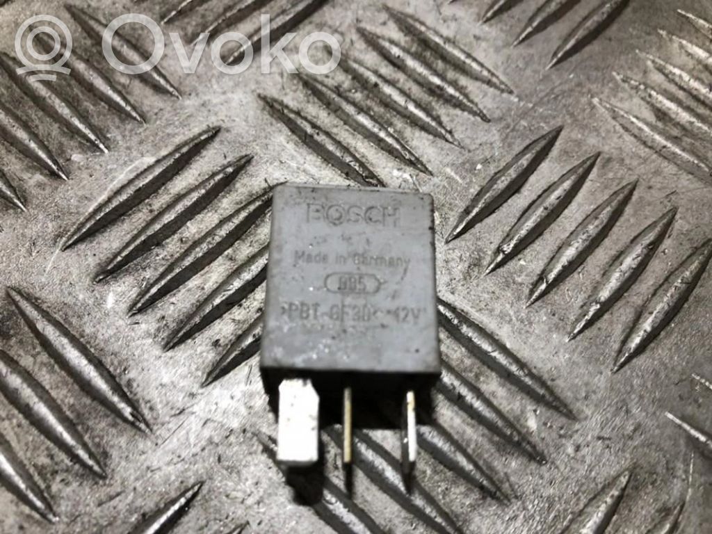 Otros relés   0332011100,1K0951253,0332011100,1K0951253